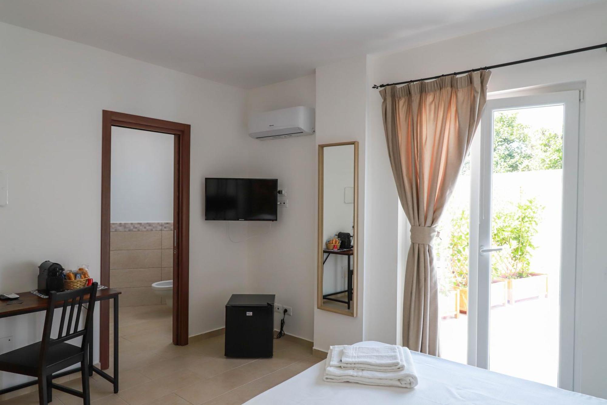 Eg Apartments - Forio D'Ischia Экстерьер фото