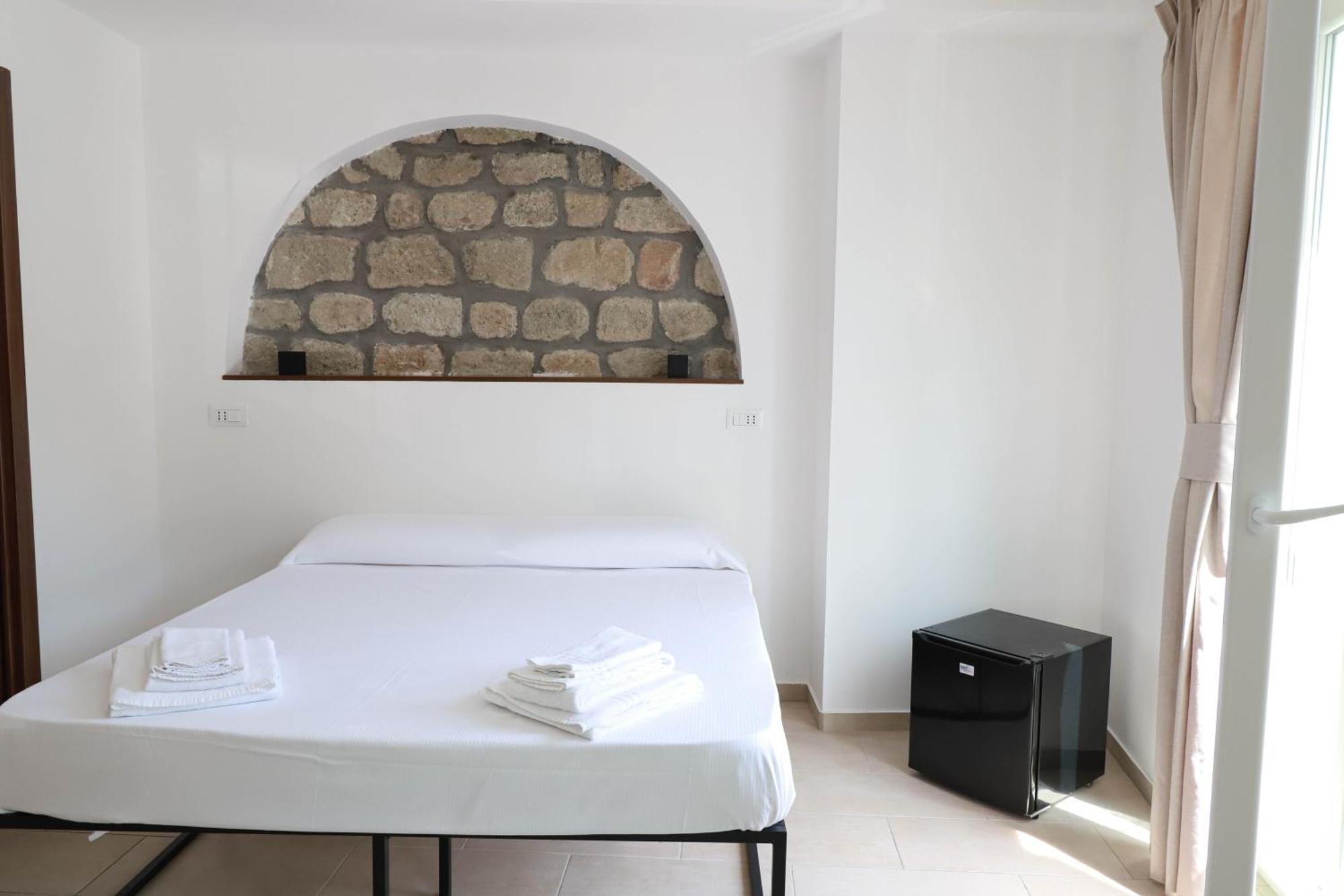 Eg Apartments - Forio D'Ischia Экстерьер фото