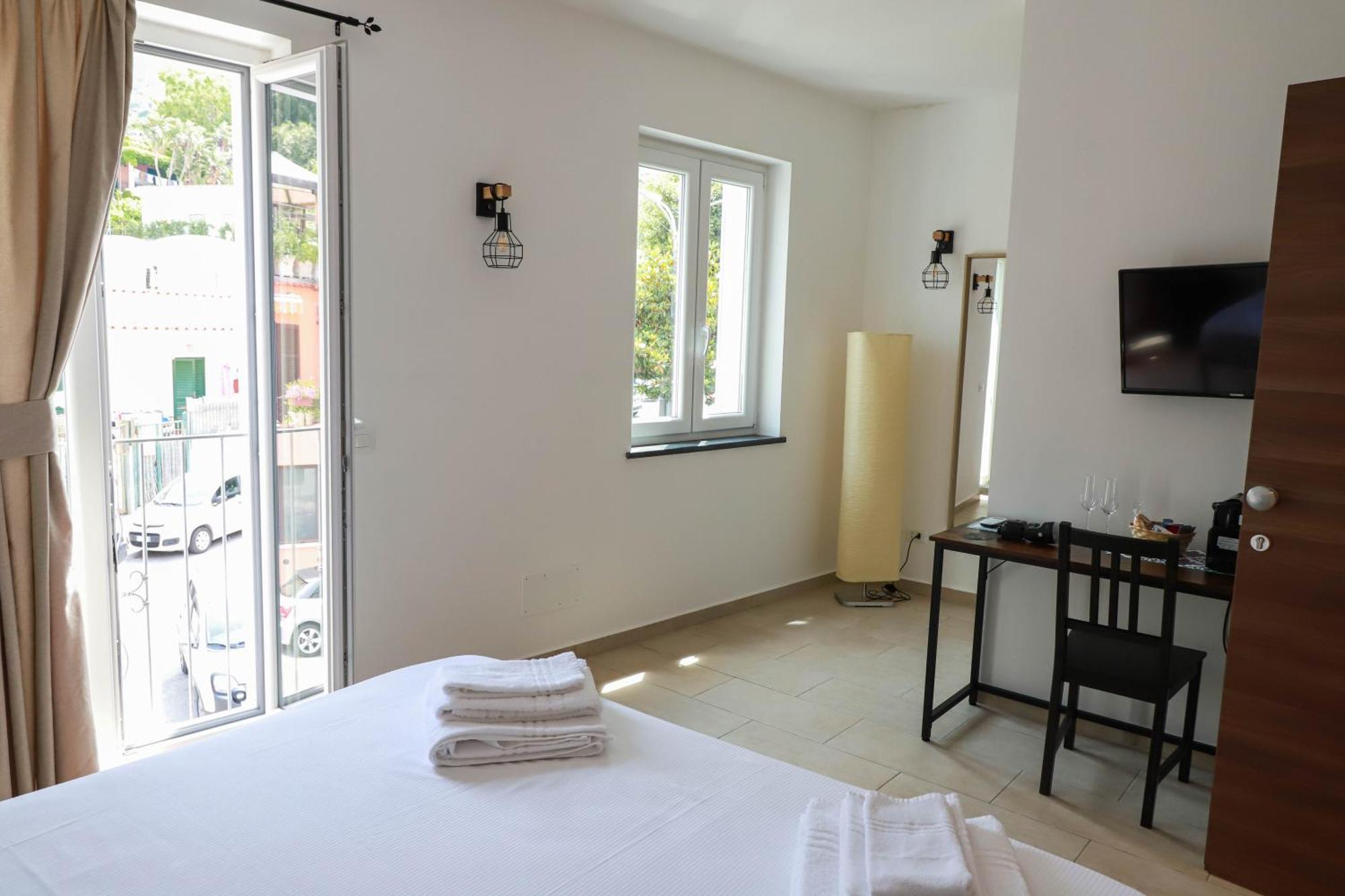 Eg Apartments - Forio D'Ischia Экстерьер фото